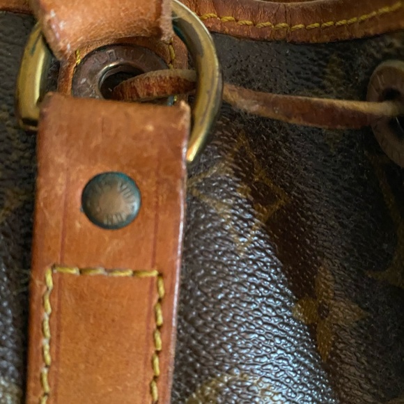 Custom painted Authentic Louis Vuitton Bucket Bag - Picture 9 of 16